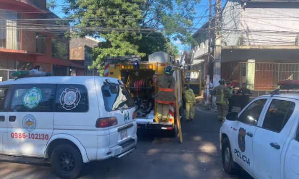 Fatal choque entre camioneta y minibús deja dos fallecidos en San Lorenzo