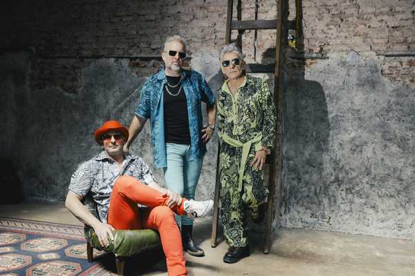 Los tipitos presentan nueva versión de «Habla Conmigo» • RADIO NACIONAL