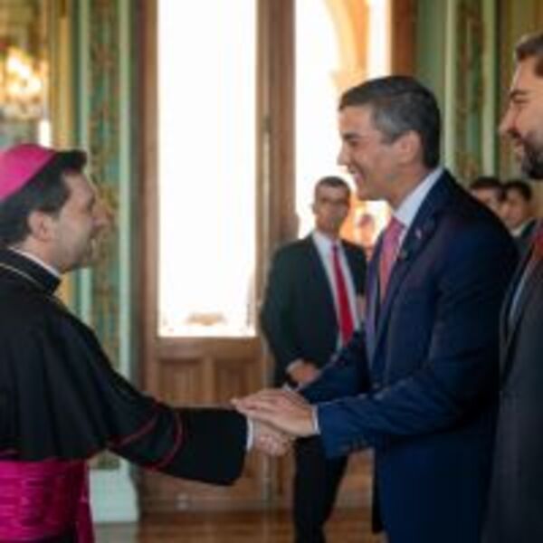 Presidente Peña reafirmó compromiso con la cooperación internacional en encuentro con representantes de organismos internacionales :: Presidencia de la República del Paraguay
