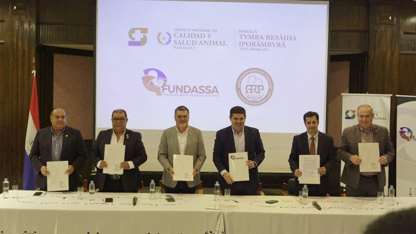 Senacsa y Fundassa sellan convenio para fortalecer la sanidad y trazabilidad ganadera en Paraguay