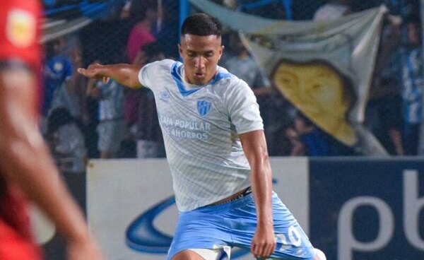 Versus / Triunfo de Atlético Tucumán en el cierre de la Liga argentina