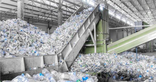 Importaciones bajo Materia Prima sumó USD 360 millones al cierre de noviembre