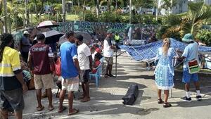 Los hospitales atienden a heridos tras sismo de 7,3 en Vanuatu mientras se buscan víctimas