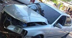 La Nación / Buscan a automovilista que chocó a un motociclista en Limpio