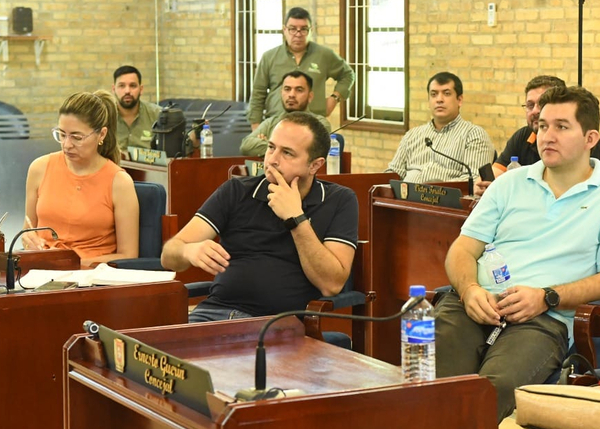 Con ausencia de colorados, ediles prietistas copan comisiones y mesa directiva en CDE - La Clave