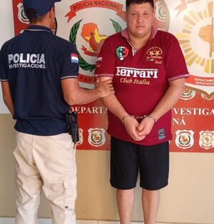 Allanan vivienda, detienen a conocido «robacoches» e incautan importantes evidencias