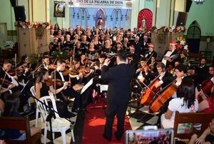 Conservatorio Filarmónico de San Lorenzo y coro polifónico BLESS ofrece concierto navideño en la catedral - San Lorenzo Hoy