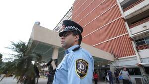 Desde hoy refuerzan seguridad en locales de gran concentración de gente - ADN Digital