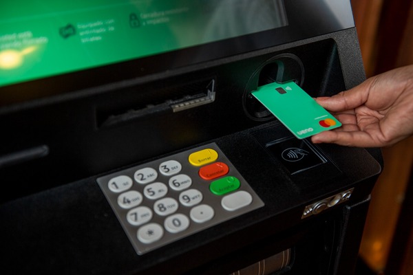 ueno bank hace historia con un millón de tarjetas de crédito activas - 1000 Noticias