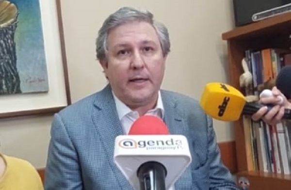 Filizzola: «Alcaraz debe dejar esa soberbia impropia de una funcionaria pública y está obligada a rendir cuentas»