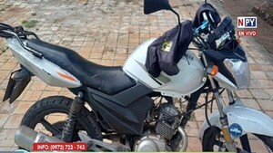 Roban motocicletas a un delivery