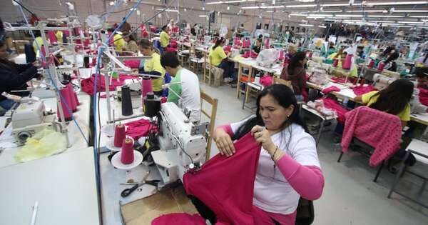 Diario HOY | Sector industrial y servicios, las mayores fuentes de empleo de jóvenes y mujeres