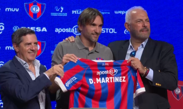Cerro Porteño presentó oficialmente a Diego Martínez - trece