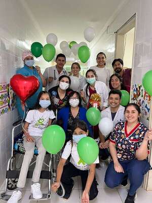 Video: María Luján dejó el Hospital Niños de Acosta Ñu hoy, con un nuevo corazón - Nacionales - ABC Color