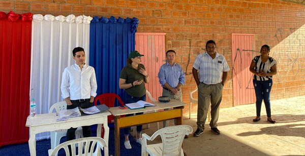 Familias de Uje Lhavos reciben subsidios del MUVH para la construcción de sus viviendas en Filadelfia