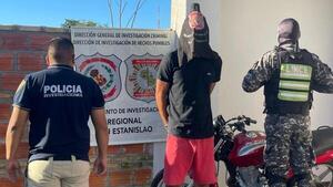 Detienen a un hombre por hurto de vehículo en Santaní