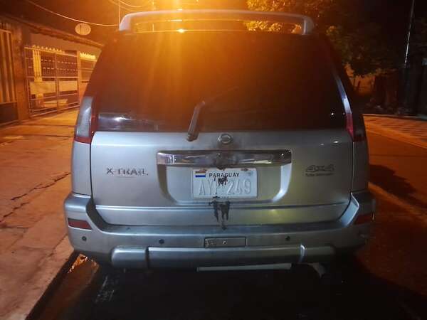 Principio de incendio intencional en Pilar: investigan ataque contra una camioneta - Policiales - ABC Color