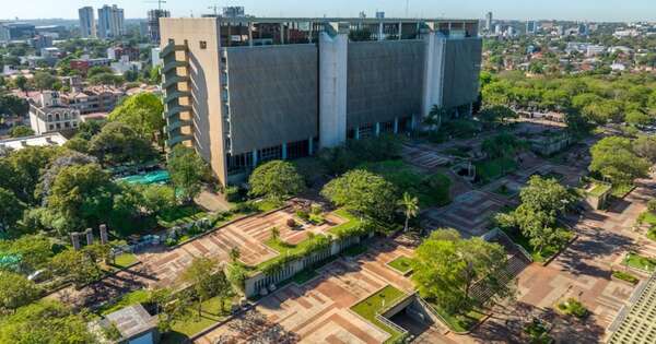 La Nación / BCP recuerda que el 31 de diciembre será feriado bancario