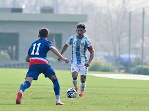 Quién es el paraguayo que juega en la selección argentina y que está en la mira de Bournemouth - Fútbol Internacional - ABC Color