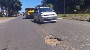 Reclaman al MOPC la reparación de la ruta D027 en las zonas de Capiatá y J. Augusto Saldívar - Nacionales - ABC Color