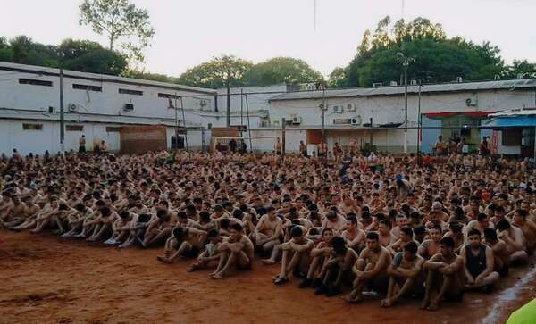 Informe refleja grave hacinamiento en cárceles de Paraguay - Policiales - ABC Color