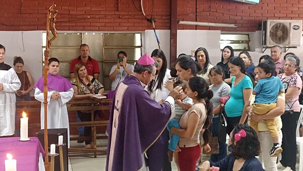 Monseñor Collar anunció misa cada viernes, las 9:00, en el Hospital Regional - La Clave