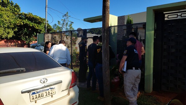 Estafa a colonos: Suman tres los aprehendidos y buscan a otros más