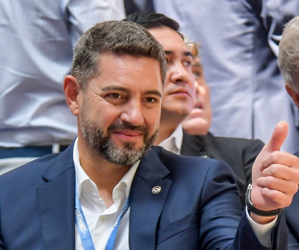 Otra vez a las apuradas: Alliana, sorprendido por prematura precandidatura de Wiens - ADN Digital