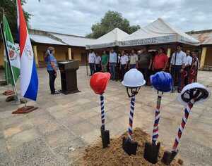 Dan palada inicial a obras de mejoramientos en instituciones educativas de Alto Paraguay