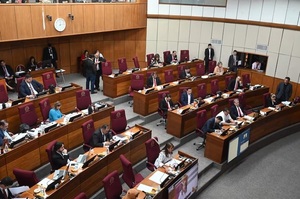 Senado sanciona proyecto que busca eliminar el empadronamiento automático de compatriotas en el extranjero