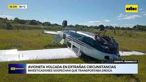 Avioneta volcada en Cerrito: extrañas circunstancias levantan sospechas de narcotráfico - ABC Noticias - ABC Color