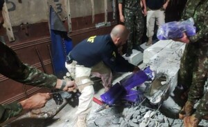 Llevaban marihuana dentro de columnas de hormigón 