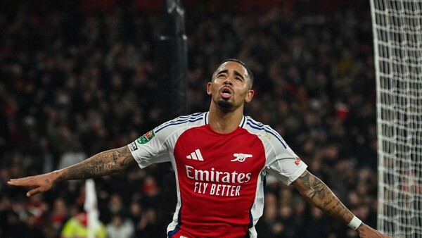 Triplete de Gabriel Jesús y remontada del Arsenal