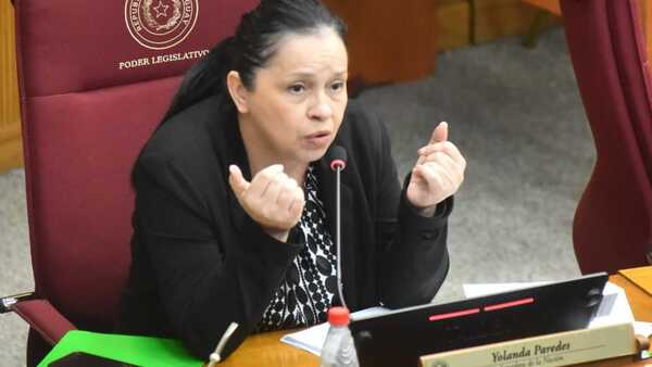 Ley sobre vapes desata fuerte careo entre Paredes, Pettengil y advertencia de Bachi Núñez