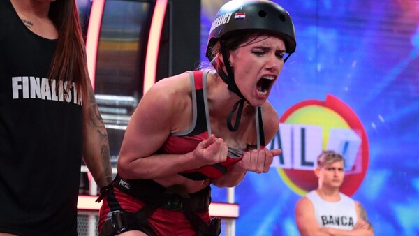 Araceli avanza a la final de Calle 7 Internacional representando a Paraguay