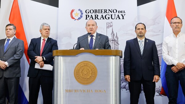 Gobierno quiere frenar el retiro de DEA y Jalil queda en la cuerda floja