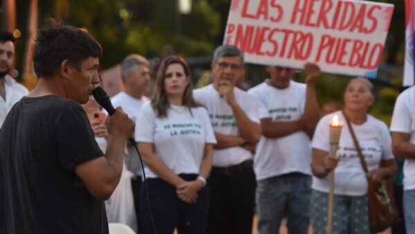 Hubo marcha para recordar las heridas contra la democracia