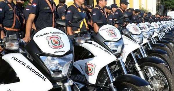 Diario HOY | Egresan hoy 5.000 policías y se suman al trabajo en calle
