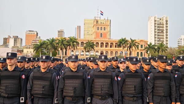 Egresan 5 mil nuevos policías que trabajarán en las calles para aumentar la seguridad ciudadana - ADN Digital
