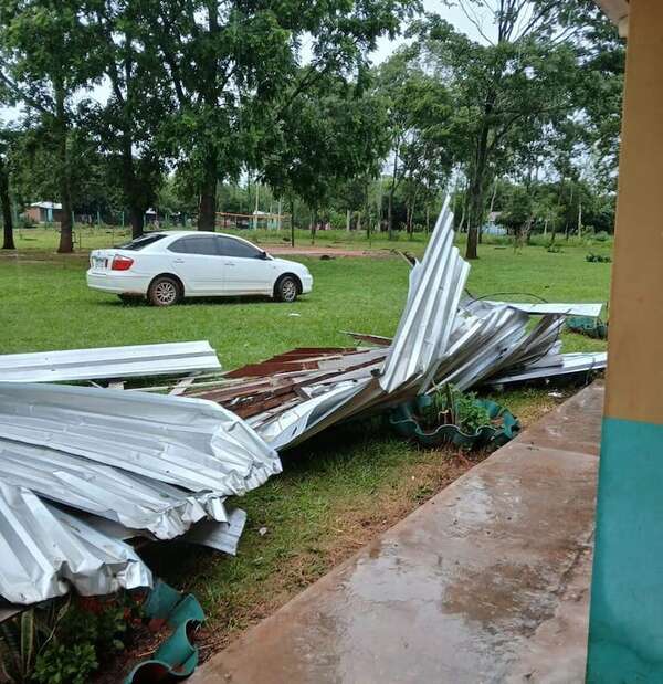 Temporal causó varios destrozos en Guayaybí - Nacionales - ABC Color