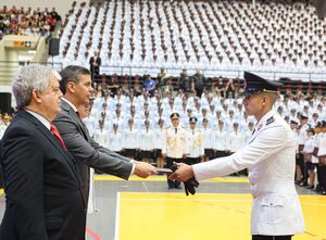 Paraguay refuerza su seguridad con la incorporación de 5.000 nuevos agentes de la Policía Nacional
