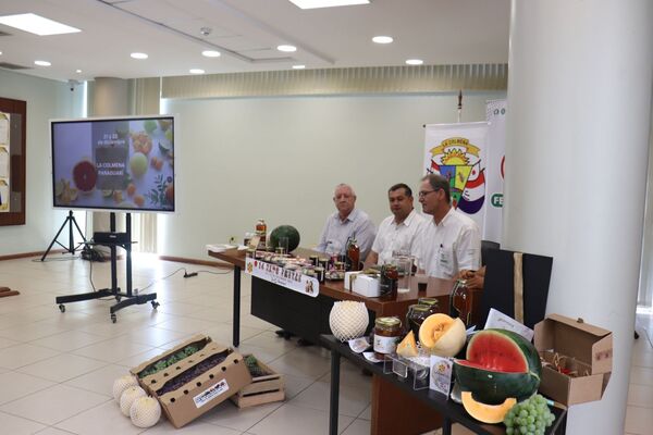 Fecoprod apoya otra edición de la Expo Frutas en La Colmena