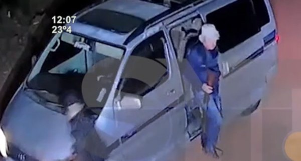 Delincuentes vinculados a dos asaltos quedaron grabados en cámaras - SNT