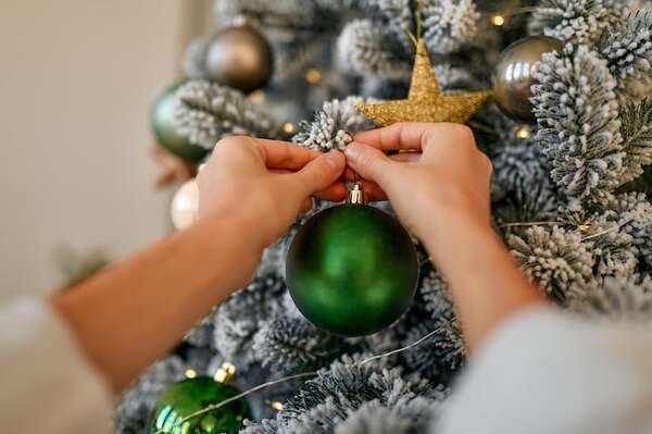 Psicología: armar el arbolito navideño podría tener un efecto terapéutico - Estilo de vida - ABC Color