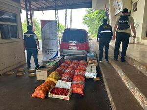 Incautación de vehículo y mercaderías por contrabando en la Ruta PY06