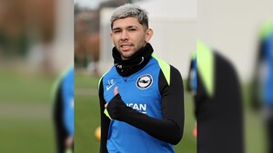 DT del Brighton se mostró impresionado por el cambio de mentalidad de Julio Enciso