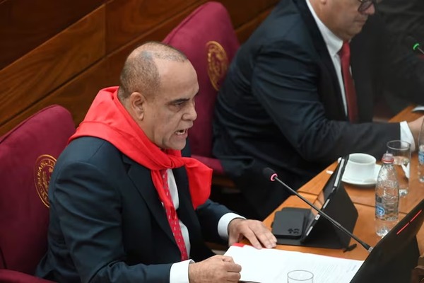 BACHI CONFIESA QUE ECHARON A 4 SENADORES POR DECIR LO QUE PIENSAN