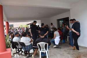 Suspenden sesión de la Junta Municipal de Santaní tras incidentes con manifestantes - Política - ABC Color