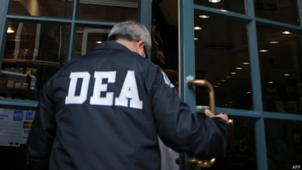 El Gobierno tiene hasta marzo para retener a DEA, que retira donación
