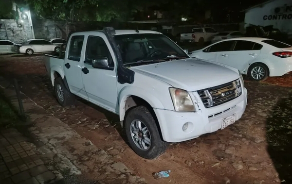 Recuperan patrulla de la Policía robada en Asunción - Noticiero Paraguay
